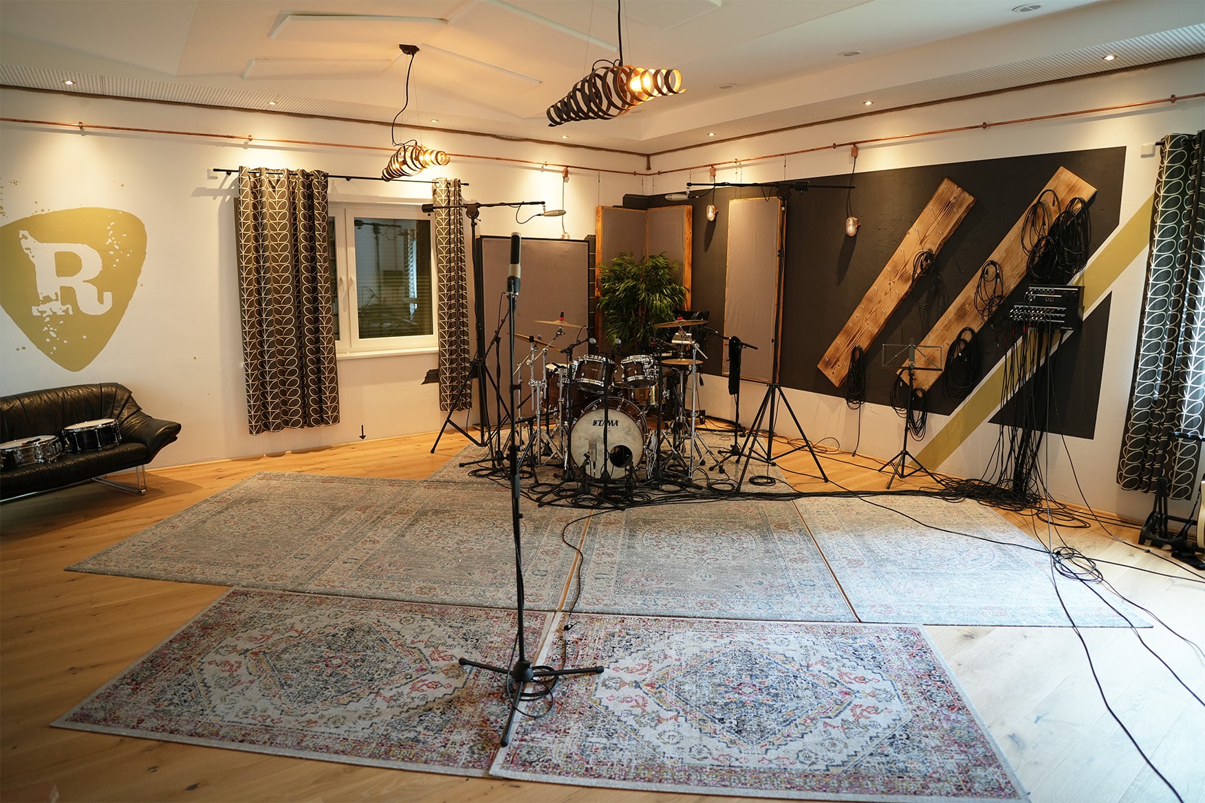 Tama Drumset vormikrofoniert im Rockmöhre Tonstudio