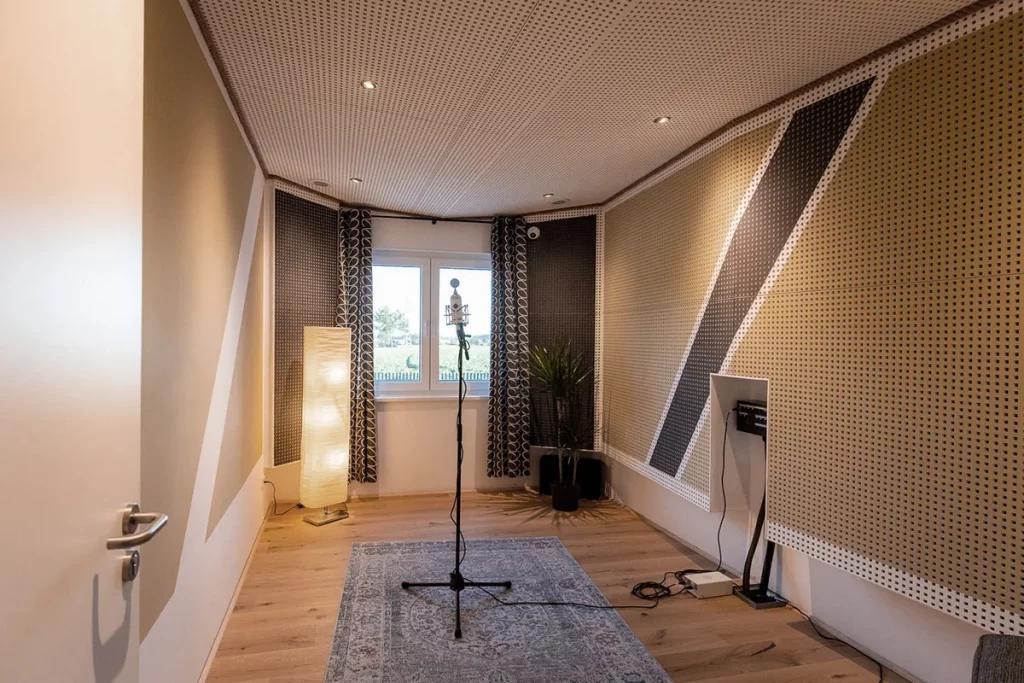 Kleiner Aufnahmeraum im Rockmöhre Tonstudio bei Göttingen